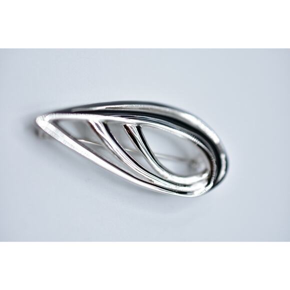 Trifari Vintage Pin Brooch Abstract Black Enamel Silver Tone Enamel Signed BinB - Picture 7 of 10